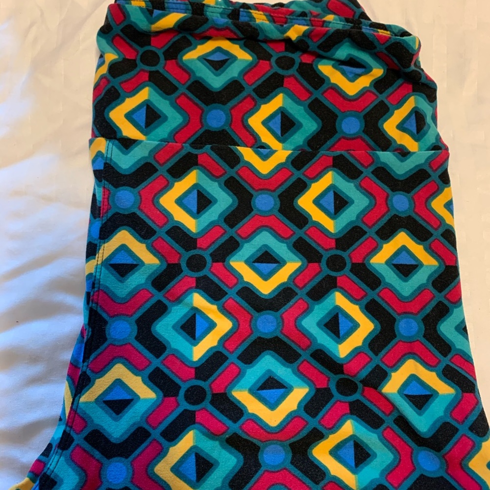 NEW W/O tags 2 pair  LULAROE TC LEGGINGS - Picture 5 of 5